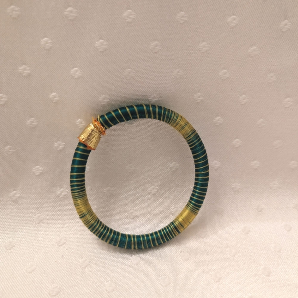 Threaded wrapped Bangle - Picture 3 of 5